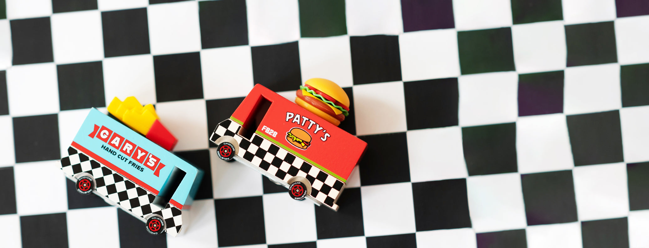 https://cdn.shopify.com/s/files/1/0522/8121/files/CANDYCAR---RocketCombo---Mobile.jpg?v=1668639021