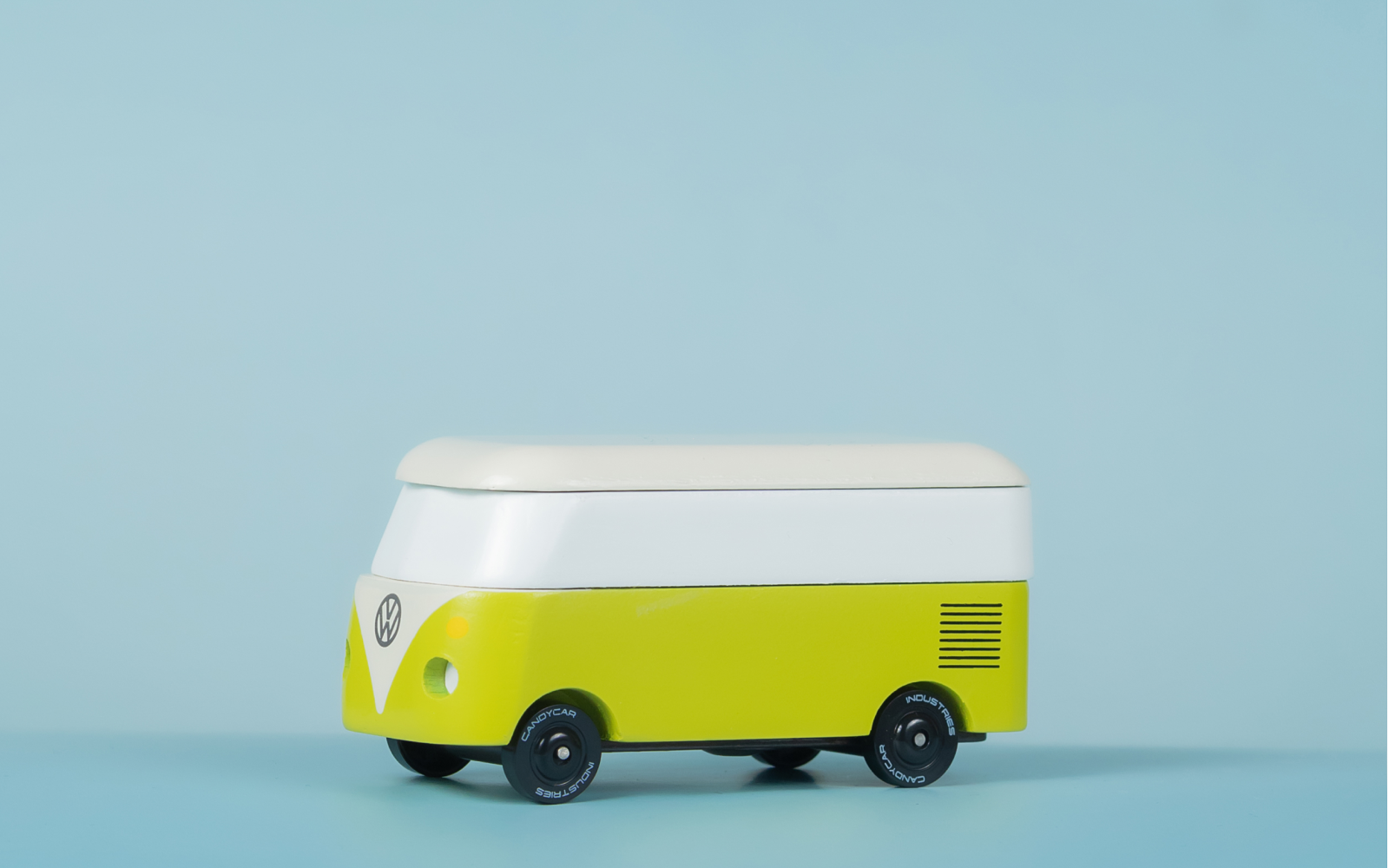 VW T1 Leafy Green – Candylab