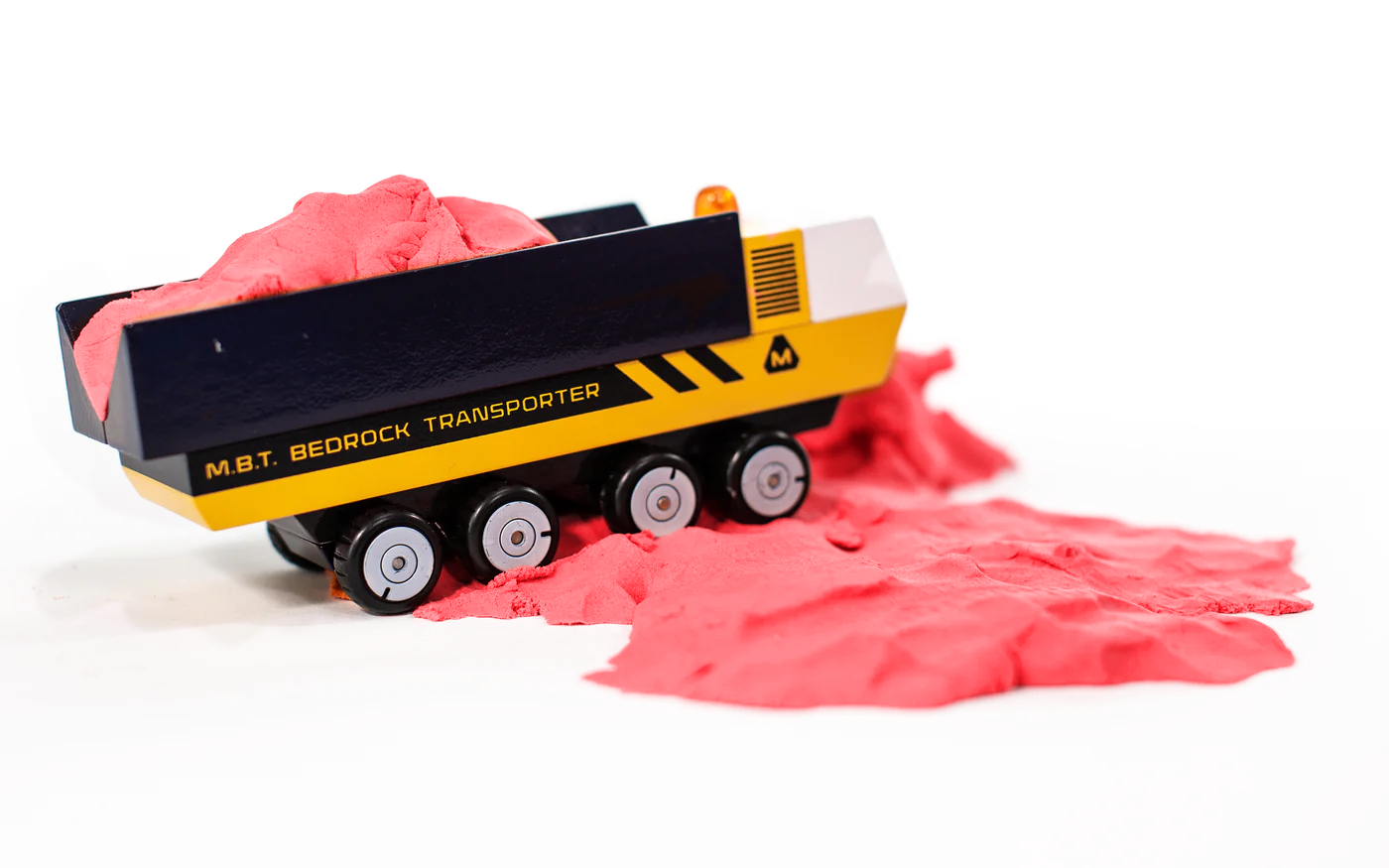 Red Mad Mattr Kinetic Sand